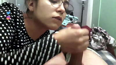 Buatan tangan dengan kemasan di tangan - banyak susu