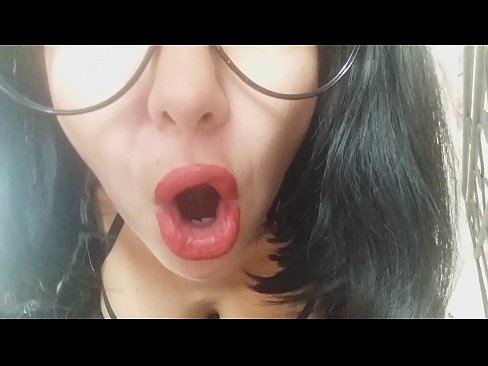 ❤️ Sayang, mak tiri awak tak bagi awak pergi sekolah hari ni... Saya terlalu perlukan awak... ❤️ Video seks pada kami
